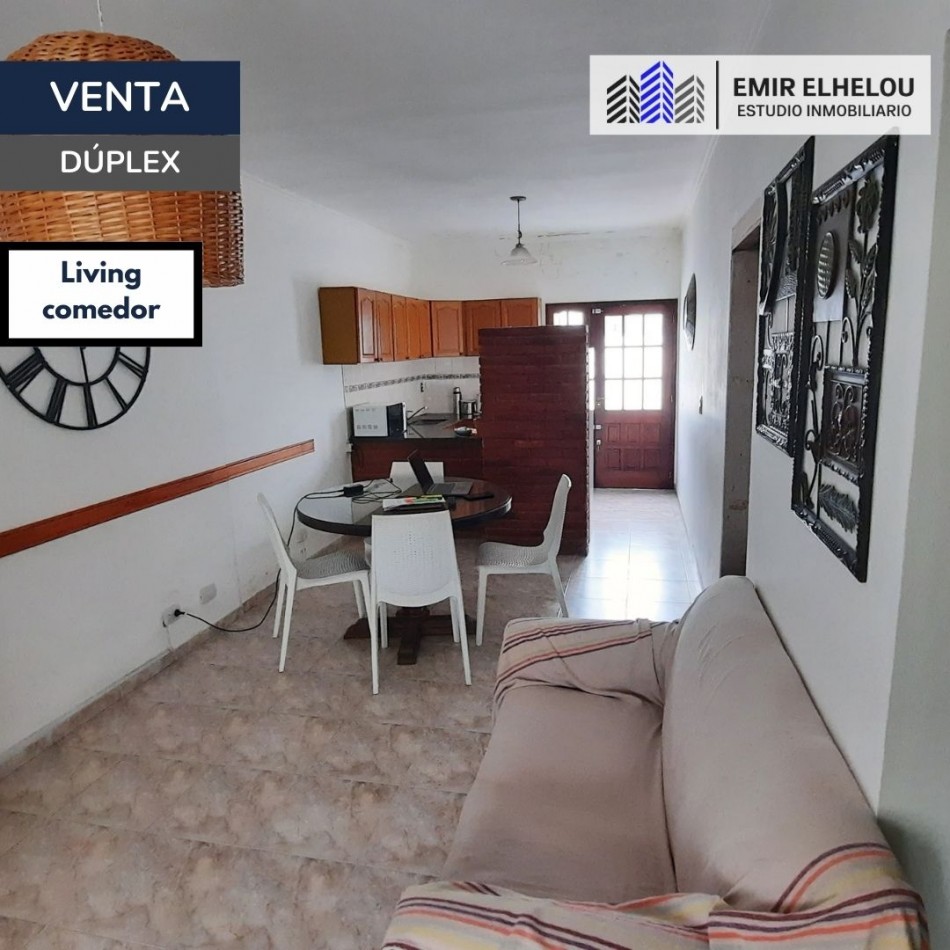 Duplex de 4 dormitorios y cochera en Roca 237