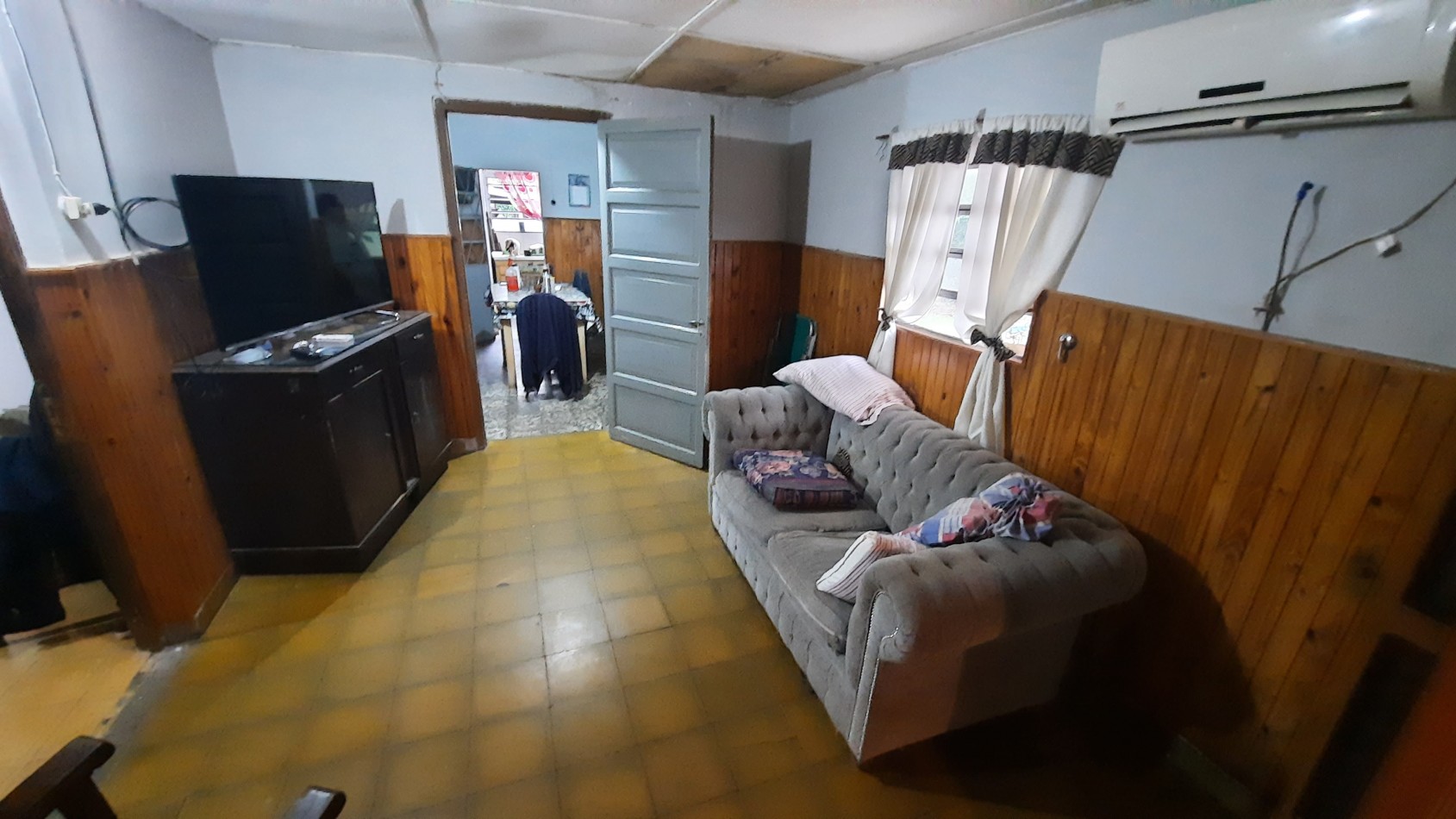 Casa de 3 dormitorios en amplio lote en General Rojo