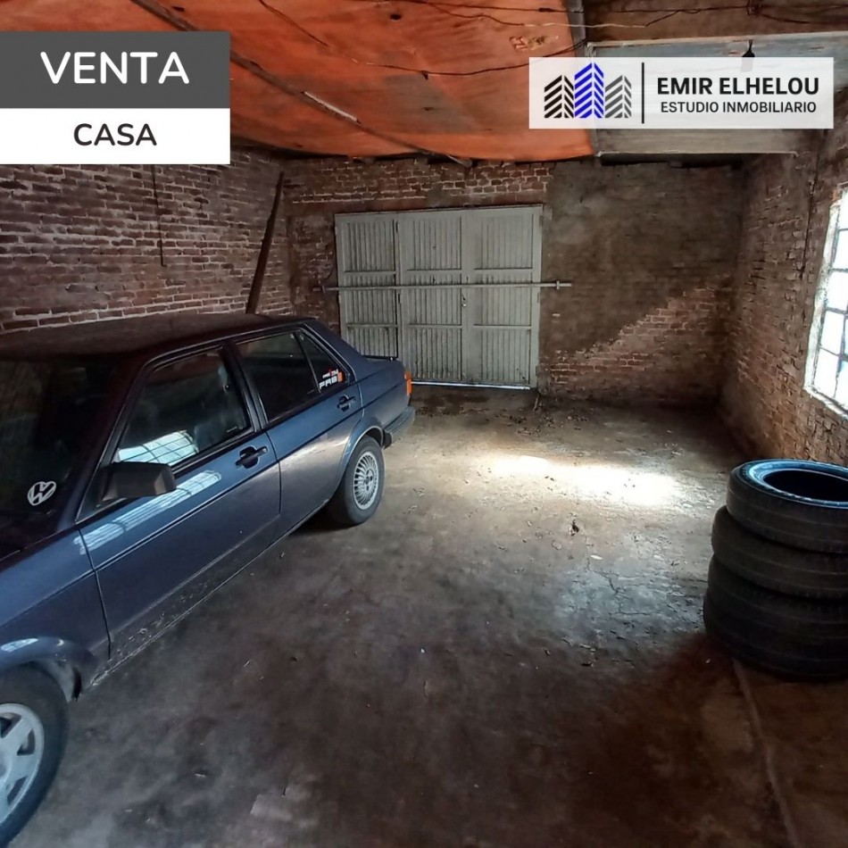 Casa de dos dormitorios ubicada en la esquina de Pringles y Brown, San Nicolas.