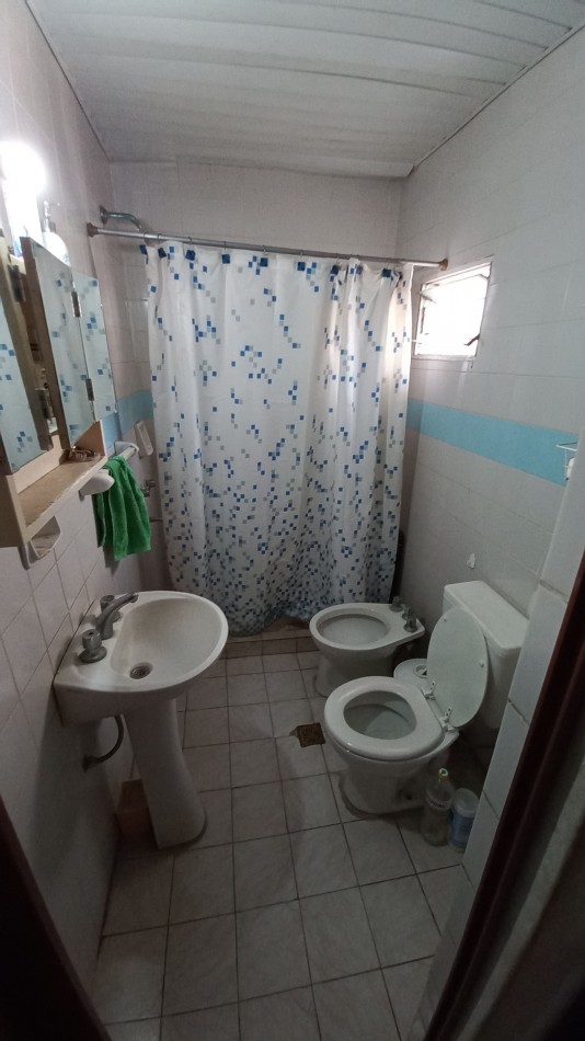 Casa de 3 dormitorios ubicada sobre calle Alvear