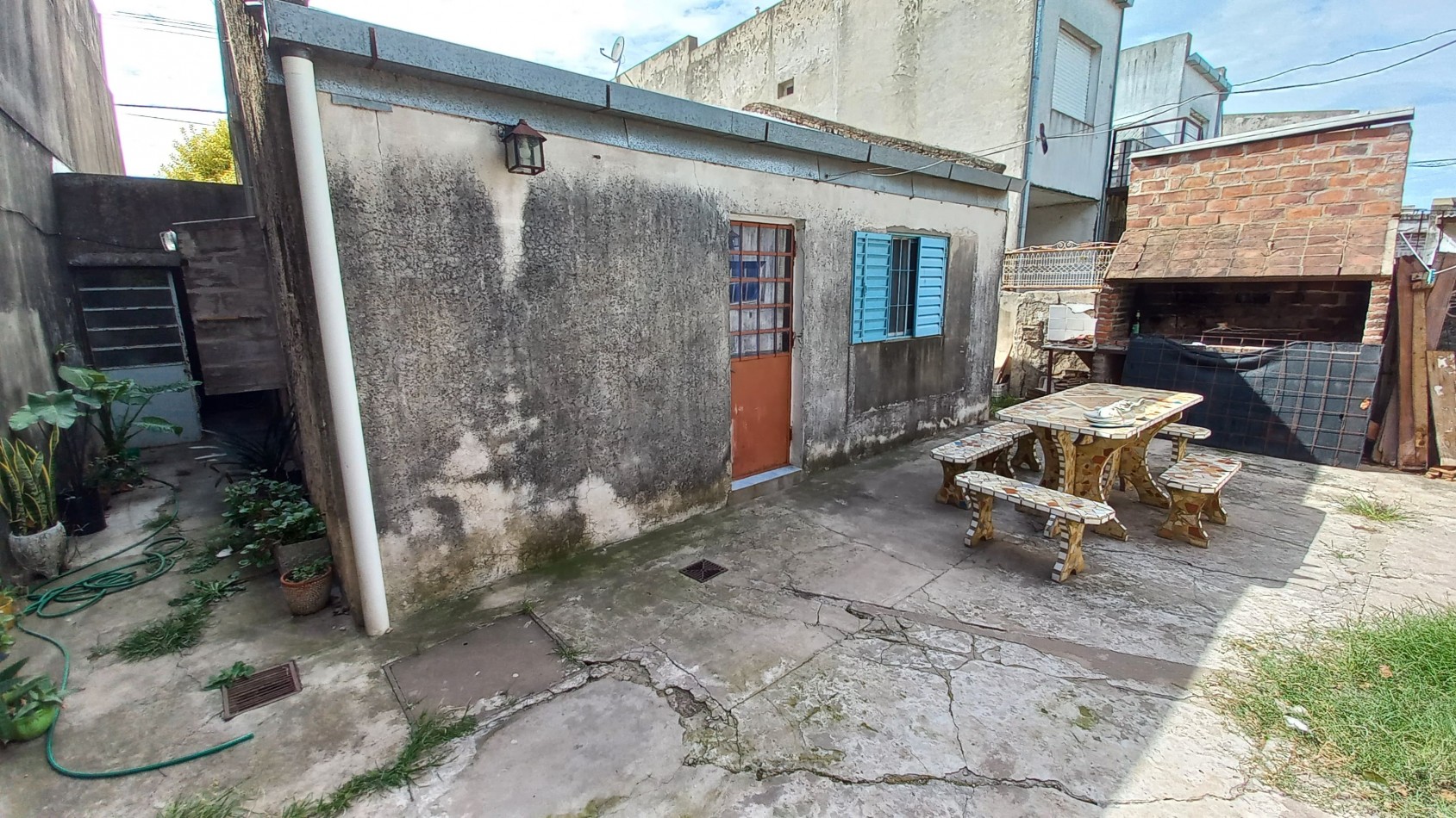 Casa de 3 dormitorios ubicada sobre calle Alvear