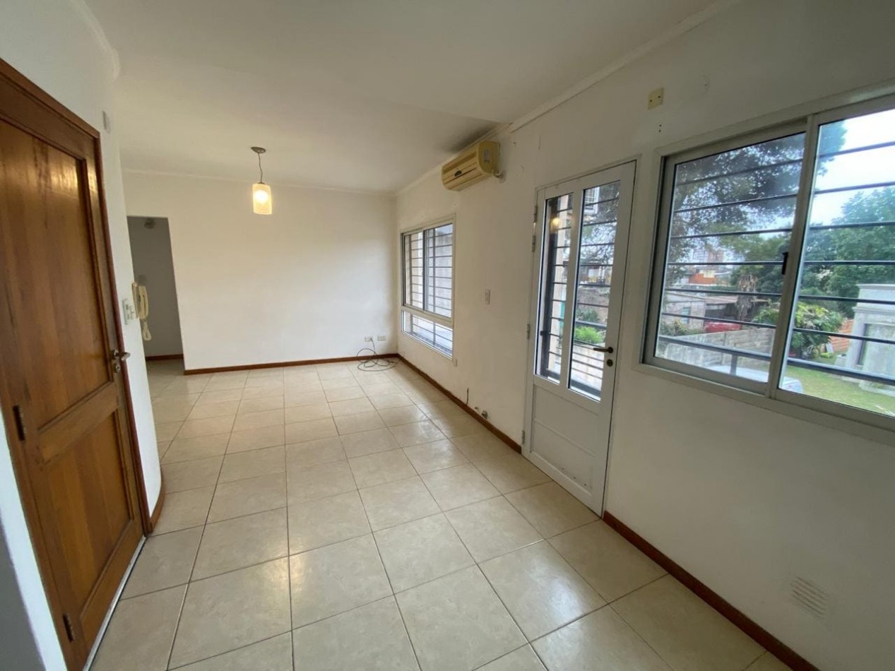 Departamento de 1 dormitorio en Bolivar 218