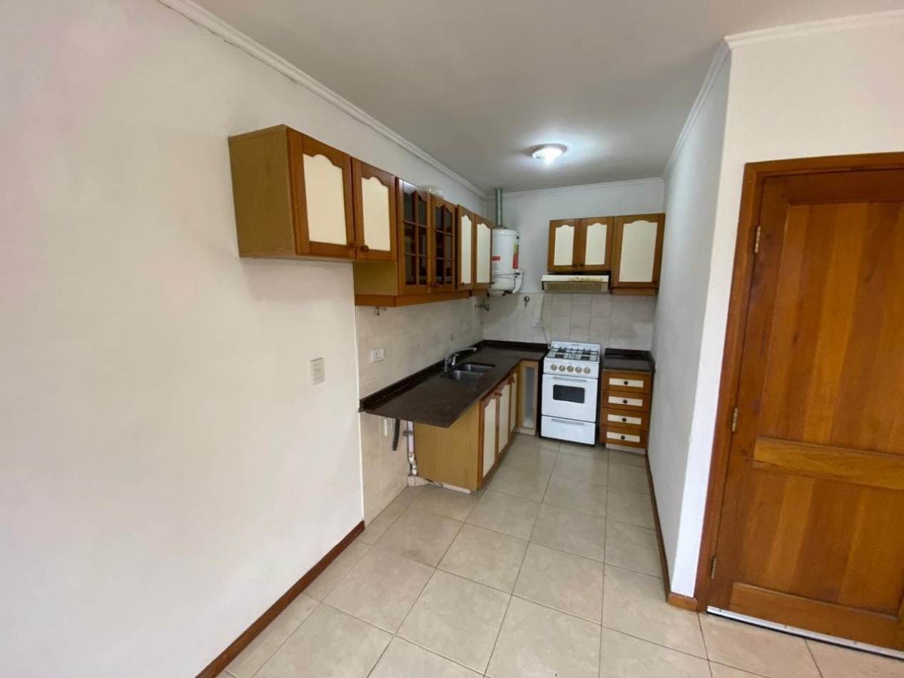 Departamento de 1 dormitorio en Bolivar 218