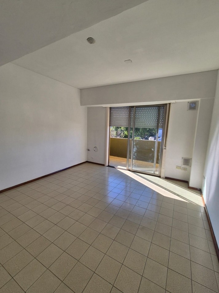 Departamento de 1 dormitorio en Falcon e Italia