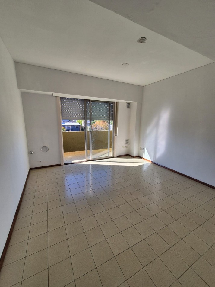 Departamento de 1 dormitorio en Falcon e Italia