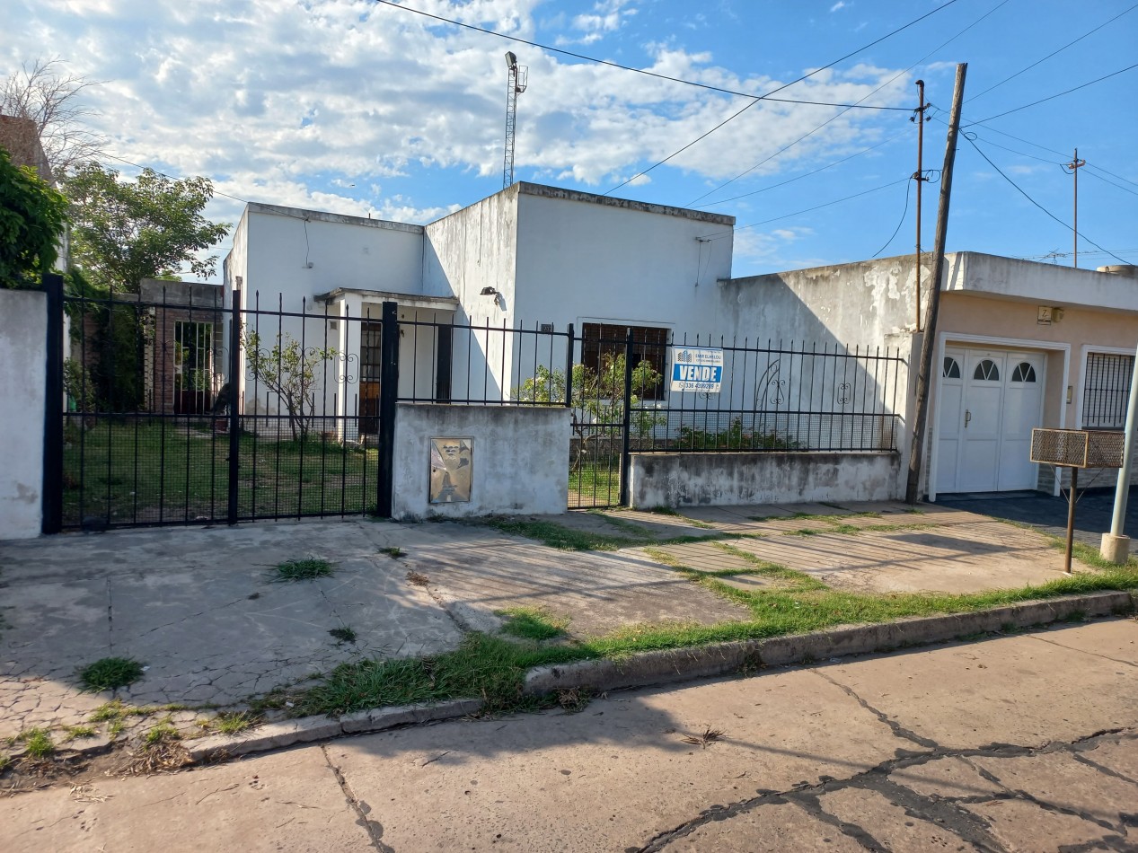 Casa de 2 dormitorios en Necochea 732