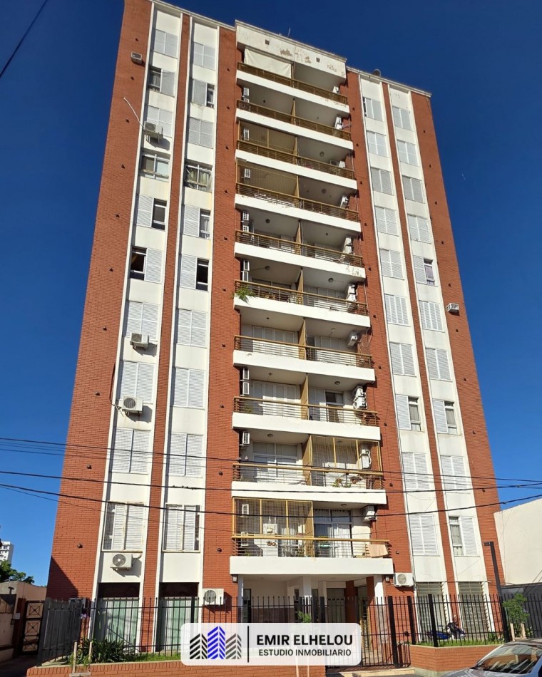 Rebajado!! Departamento de 2 dormitorios con cochera y amenities en centro de San Nicolas