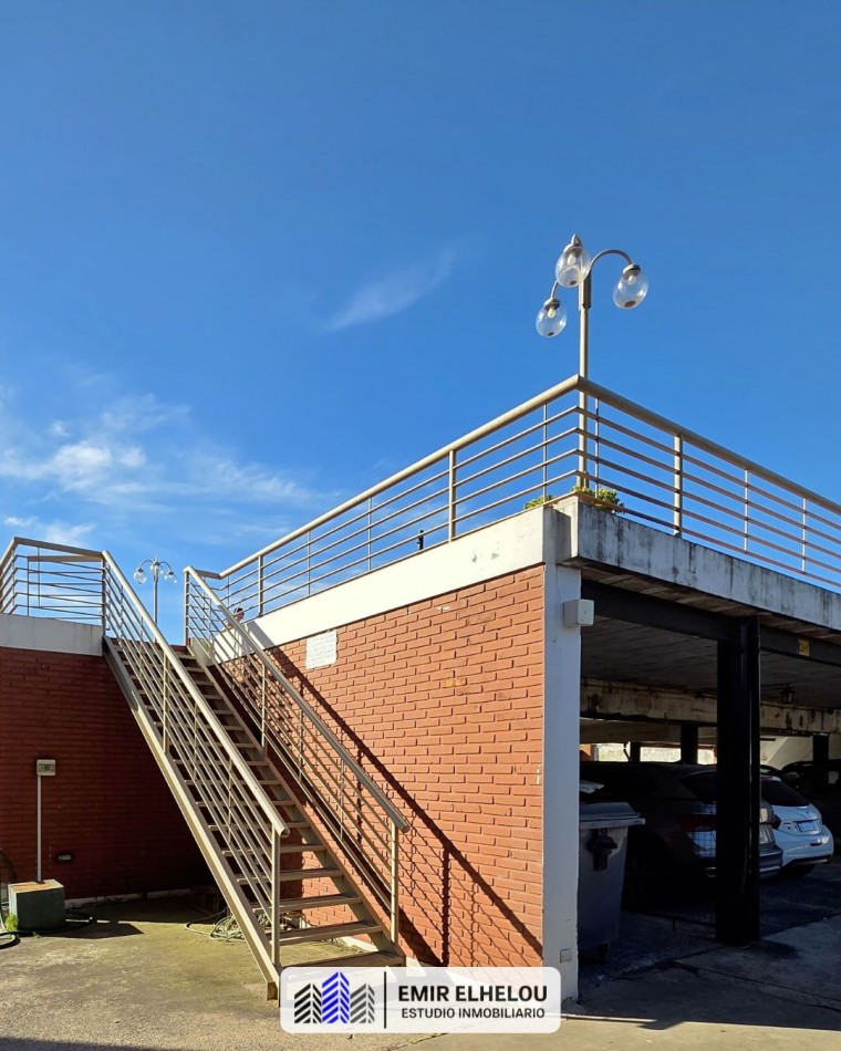 Rebajado!! Departamento de 2 dormitorios con cochera y amenities en centro de San Nicolas