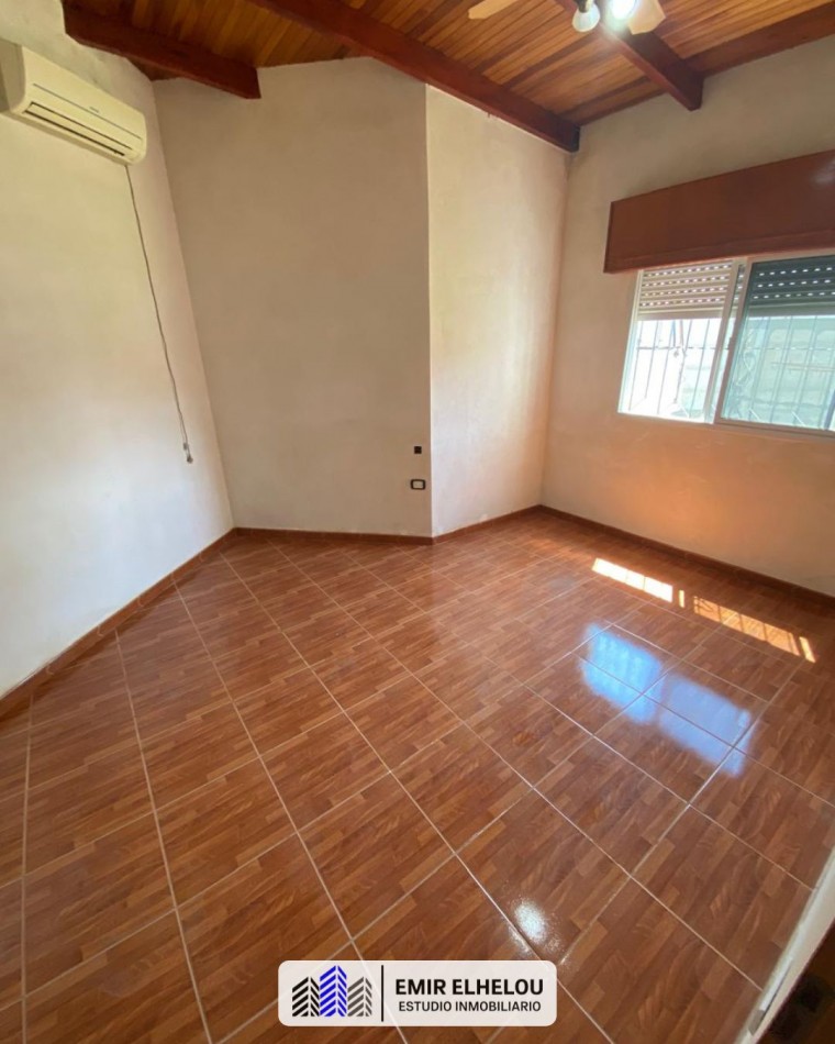 Casa de 3 dormitorios y dependencias en La Emilia (San Nicolas)