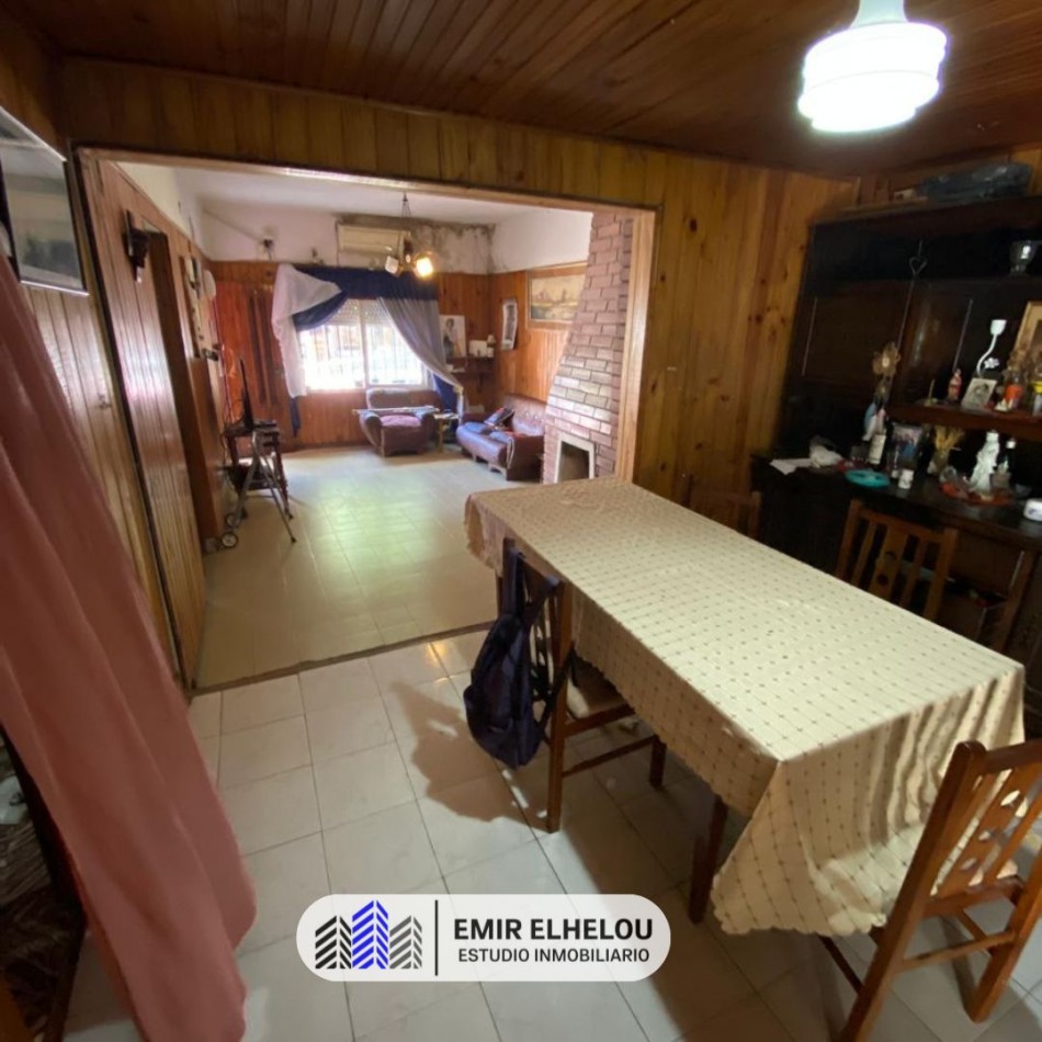 Casa apta credito de 2 dormitorios en Piaggio 1195 (Barrio Avambae) 