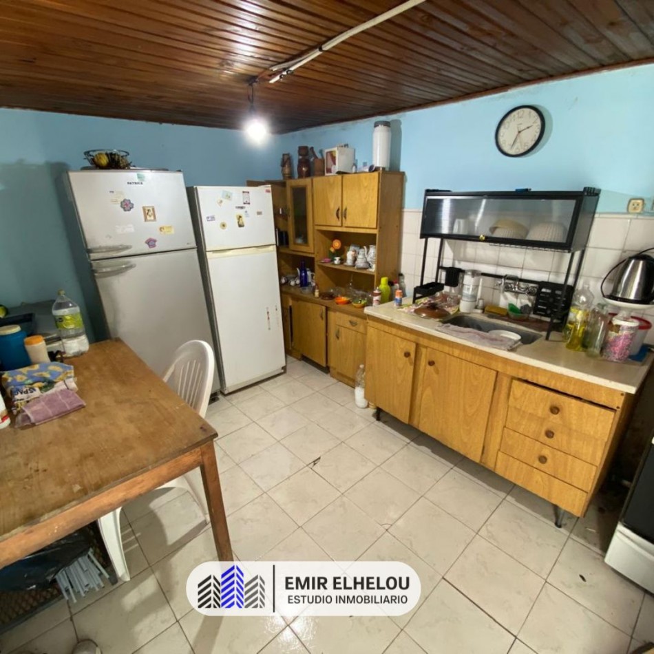 Casa apta credito de 2 dormitorios en Piaggio 1195 (Barrio Avambae) 