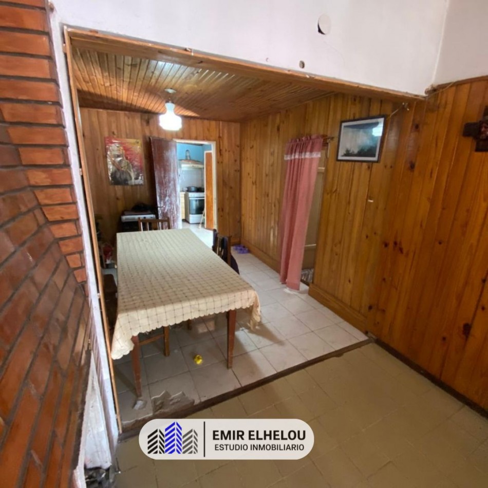 Casa apta credito de 2 dormitorios en Piaggio 1195 (Barrio Avambae) 