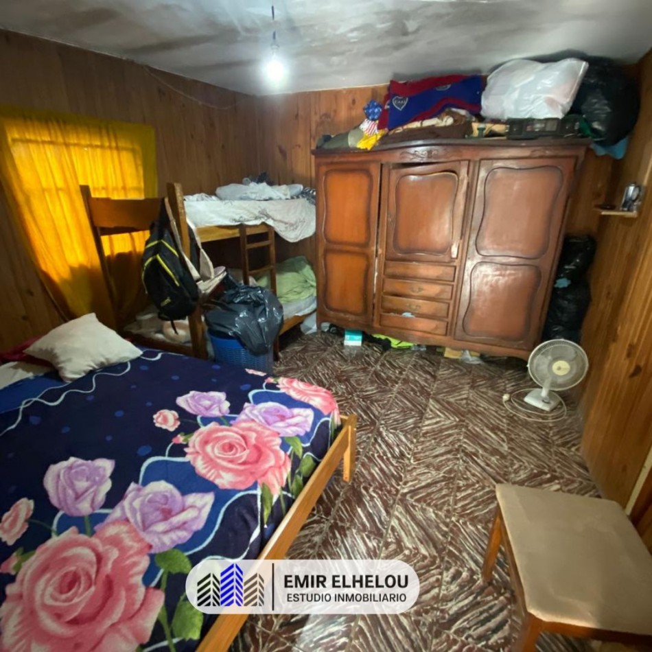 Casa apta credito de 2 dormitorios en Piaggio 1195 (Barrio Avambae) 