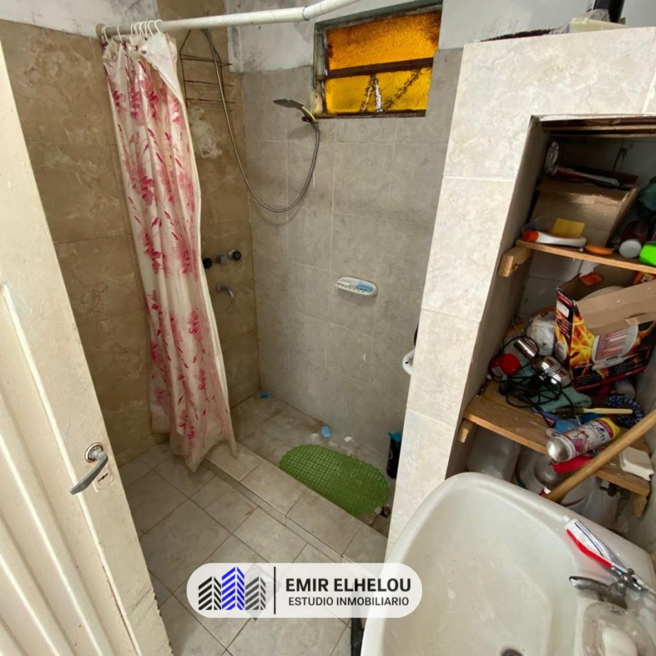 Casa apta credito de 2 dormitorios en Piaggio 1195 (Barrio Avambae) 