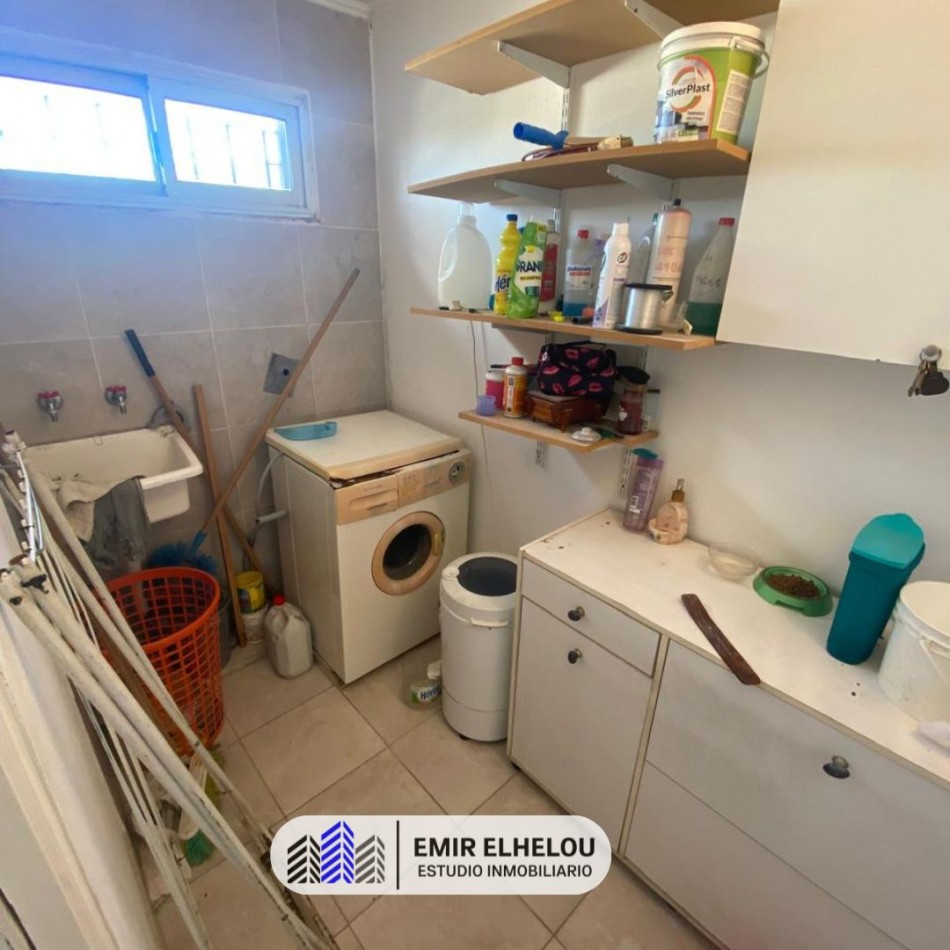 Duplex de 3 dormitorios con cochera en Barrio Saavedra