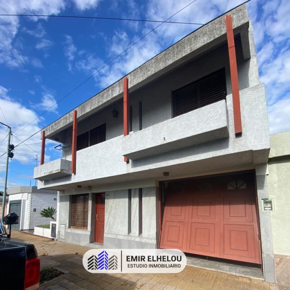 Casa de 3 dormitorios y dep. en Barrio Don Bosco