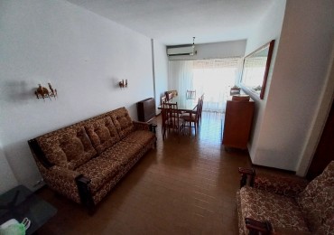 Departamento de dos dormitorios con cochera en Pellegrini 303
