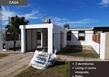 Casa de 3 dormitorios en Primavera 556