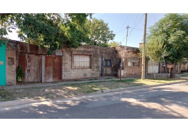 Casa de 4 dormitorios en Strauss 141 