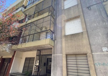 Departamento de 1 dormitorio con patio en Cochabamba 1076